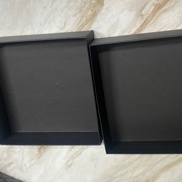 Chanel bracelet box with insert and little pillow - Picture 7 of 10